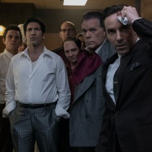 I molti santi del New Jersey:  Alessandro Nivola, Corey Stoll, Jon Bernthal, John Magaro, Billy Magnussen in una scena del film
