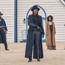 The Harder They Fall: Regina King e Zazie Beetz in una scena