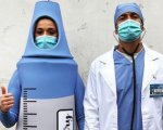 Katy Perry e Orlando Bloom: il loro costume 'vaccinale' per Halloween 2021 (FOTO)