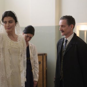 Carla: Alessandra Mastronardi con Pietro Ragusa in una scena del film