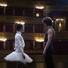 Carla: Alessandra Mastronardi con Léo Dussollier in  in una scena del film