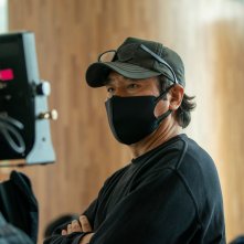 Dr. Brain: il regista KIM Jee-woon sul set della serie Apple