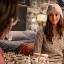 Love Hard: Nina Dobrev in una scena