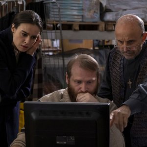 3/19: Kasia Smutniak e Giuseppe Cederna in una scena