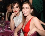 Dakota Johnson: 'Emily Blunt mi ha dato un consiglio che mi ha cambiato la vita'