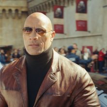 Red Notice: Dwayne Johnson in una scena del film