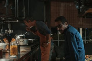 Per Tutta La Vita - Clip Tutti A Cena