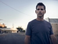 Chi è senza peccato - The Dry, clip esclusiva del film con Eric Bana