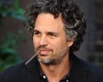 Mark Ruffalo, lo spot politico per la legge elettorale è una parodia ammiccante