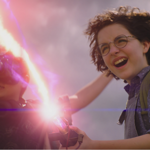 Ghostbusters: Legacy, Mckenna Grace in una sequenza d'azione