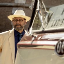 Promises: Jean Reno durante una scena del film