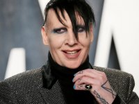 Marilyn Manson rinchiudeva le donne in una stanza insonorizzata, rivela Rolling Stone