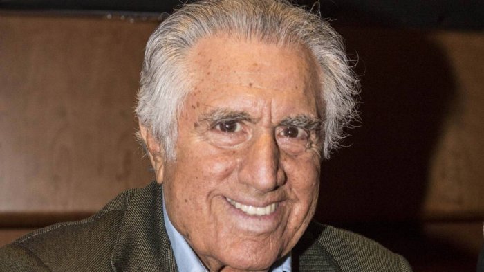 Lando Buzzanca "ha la demenza senile, non può sposarsi", svela il figlio
