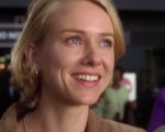 Naomi Watts incredula per la stella sulla Walk of Fame: 'Ho sempre avuto la sindrome dell'impostore'