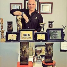 Sarò Franco, una vita un po' porno: Franco Trentalance con i suoi numerosi riconoscimenti