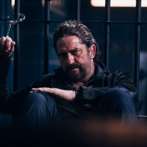 Copshop - Scontro a fuoco: Gerard Butler in una scena del film