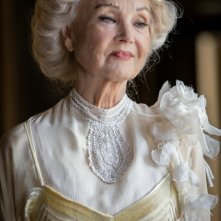 Una famiglia mostruosa: Barbara Bouchet in una scena del film