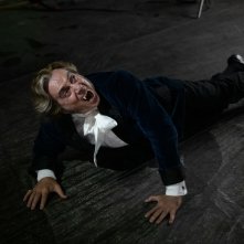 Una famiglia mostruosa: Massimo Ghini in una scena del film