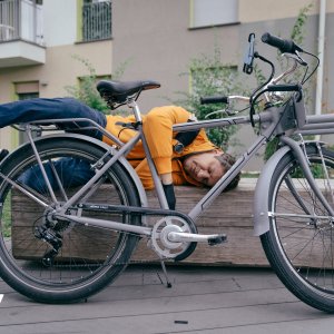 E noi come stronzi rimanemmo a guardare: Fabio De Luigi in una scena