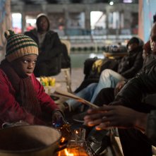 Sotto le stelle di Parigi: Mahamadou Yaffa in una scena del film