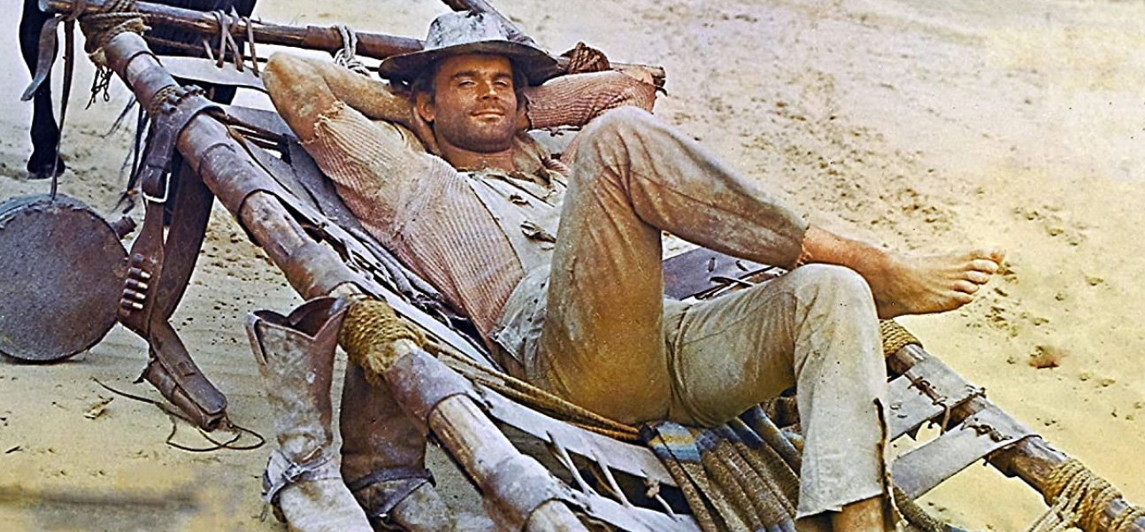 Terence Hill in una scena di Lo chiamavano Trinità