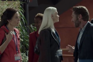 Trafficante Di Virus - Clip (2)