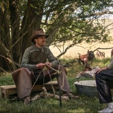 Il potere del cane: Benedict Cumberbatch e Kodi Smit-McPhee in una scena del film