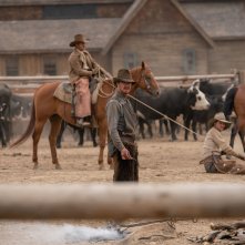 Il potere del cane: Benedict Cumberbatch in una scena del film