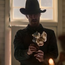 Il potere del cane: Benedict Cumberbatch in un'immagine del film