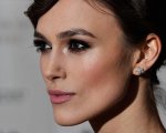 Keira Knightley e la sua famiglia hanno il Covid: “Mio marito si vanta di essere asintomatico”