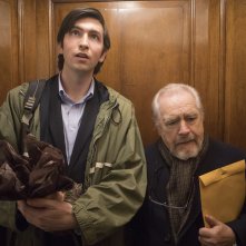Succession 3: Nicholas Braun e Brian Cox in una scena della serie