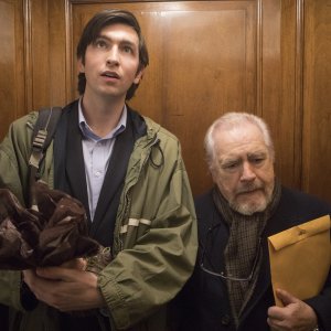 Succession 3: Nicholas Braun e Brian Cox in una scena della serie