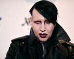 Marilyn Manson: la polizia fa irruzione nella sua casa di Hollywood dopo le accuse di aggressione