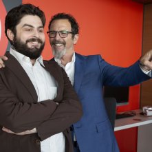 Mollo tutto e apro un Chiringuito: Germano Lanzoni, Valerio Airò Rochelmeyer in una scena del film