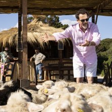 Mollo tutto e apro un Chiringuito: Germano Lanzoni in una scena del film