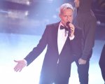 Claudio Baglioni da stasera su Canale 5 con Uà - Uomo di varie età: gli ospiti della prima puntata
