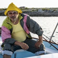 Cops 2 - Una banda di poliziotti: Dino Abbrescia in una scena dal primo episodio