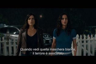 Scream - Featurette 'What makes Scream's Ghostface such a scary horror icon'