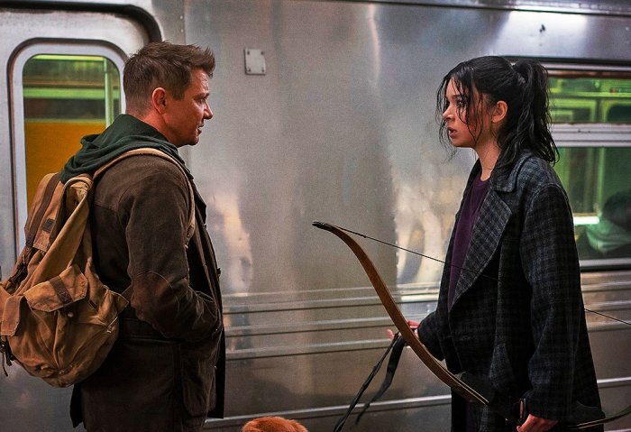 Hawkeye, Hailee Steinfeld: “Jeremy Renner mi ha supportata, sia nella realtà che come Kate Bishop”
