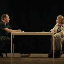 Una sconosciuta: Sebastiano Somma durante una scena del film