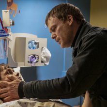Dexter: New Blood, Michael C. Hall e Jack Alcott in una scena del quinto episodio
