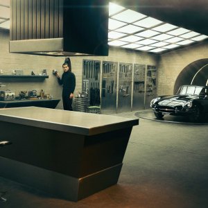 Diabolik: Luca Marinelli nel covo segreto di Diabolik