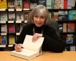 Anne Rice: morta a 80 anni l'autrice di Intervista col vampiro