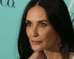 Demi Moore: il suo selfie senza trucco su Instagram entusiasma i fan (FOTO)