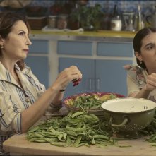 Non ti pago: Maria Pia Calzone, Angela Fontana in una scena del film