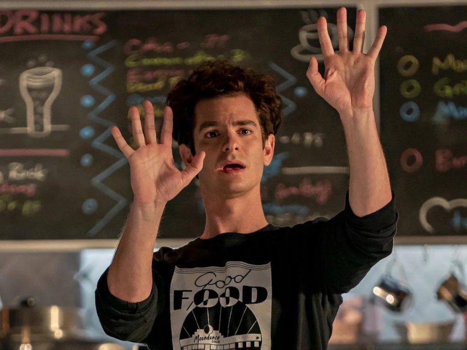 Andrew Garfield scopre Harry Potter solo ora: "Belli nonostante colei che non deve essere nominata"