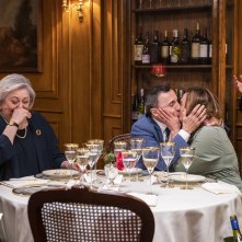 A casa tutti bene: una foto di scena della serie di Gabriele Muccino