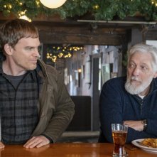 Dexter: New Blood: Michael C. Hall e Clancy Brown in una scena del sesto episodio