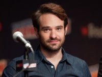 Charlie Cox star della serie Treason, prodotta per Netflix