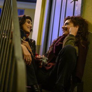 Supereroi: Linda Caridi e Jasmine Trinca in una scena del film